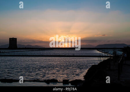 Tramonto a Trapani la soluzione salina Foto Stock