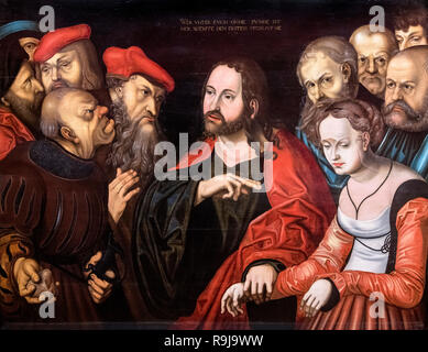 Cristo e la donna presa in adulterio da seguace di Lucas Cranach il Vecchio (1472-1553), olio su legno, 1531 Foto Stock