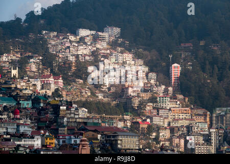 Vista di Shimla in Himachal Pradesh, India Foto Stock