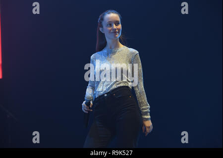 Artisti live al Radio City Hits Live 2018 all'Echo Arena di Liverpool con: Sigrid dove: Liverpool, Regno Unito quando: 23 Nov 2018 Credit: Graham Finney/WENN Foto Stock