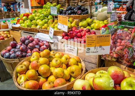 Prodotti freschi di mercato Foto Stock