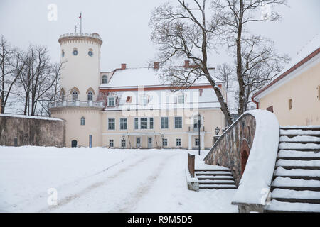 Città Cesis, Lettonia. Città vecchia castle street e la veduta urbana. Inverno e neve. Foto di viaggio 2018, 25. dicembre. Foto Stock