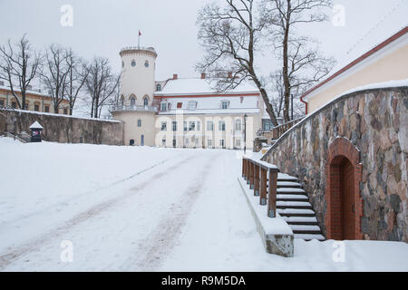 Città Cesis, Lettonia. Città vecchia castle street e la veduta urbana. Inverno e neve. Foto di viaggio 2018, 25. dicembre. Foto Stock