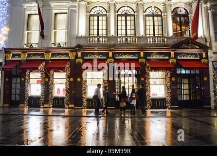 Il Cartier flagship store su Old Bond Street, Londra, Inghilterra, Regno Unito Foto Stock