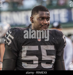 Oakland, la California, Stati Uniti d'America. 4 Novembre, 2012. Oakland Raiders middle linebacker Rolando McClain (55) Domenica a O.co Coliseum di Oakland, CA. I bucanieri sconfitto i raider 42-32. Credito: Al di Golub/ZUMA filo/Alamy Live News Foto Stock