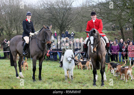 Rivington, chorley, lancashire, Regno Unito. 26 dicembre, 2018. Le cacce Holcombe boxe tradizionale giorno si incontrano a Rivington fienili, chorley, lancashire, Regno Unito, 26 dicembre 2018 Credit: Barbara Cook/Alamy Live News Foto Stock