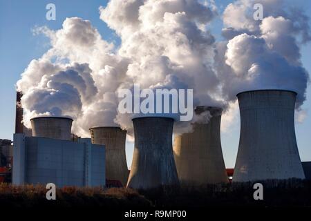 Neurath, Deutschland. 24 dicembre, 2018. Il Neurath power plant di RWE. Neurath, 24.12.2018 | Utilizzo di credito in tutto il mondo: dpa/Alamy Live News Foto Stock