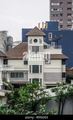 Bangkok, Thailandia - Sep 15, 2018. Edifici a Bangkok, in Thailandia. Bangkok ha una popolazione di oltre 8 milioni di euro o il 12,6 percento della popolazione del paese Foto Stock