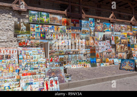 Cracovia in Polonia - Giugno 6, 2018. Galleria d'Arte presso le vecchie mura difensive presso la Porta di San Floriano. Foto Stock