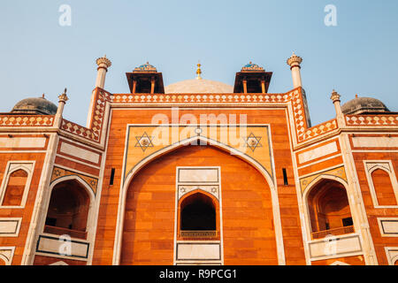 La Tomba di Humayun antiche rovine di Delhi, India Foto Stock