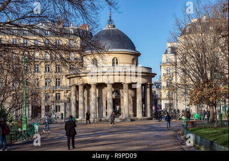 Rotunda del Parc Monceau a Parigi Foto Stock