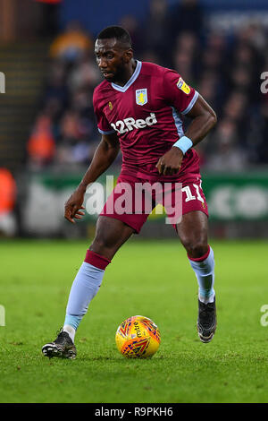 26 dicembre 2018, Liberty Stadium, Swansea, Galles; Sky scommessa campionato, Swansea vs Aston Villa ; Yannick Bolasie di Aston Villa Credito: Craig Thomas/News immagini English Football League immagini sono soggette a licenza DataCo Foto Stock