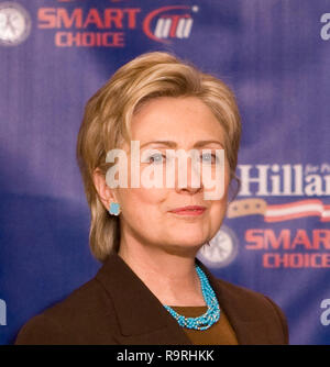 Candidato presidenziale democratico speranzoso, Hillary Clinton ha visitato e affrontate la lamiera dei lavoratori 88 locale di Las Vegas, Nevada, il 17 novembre 2007. SMART Unione appoggia Hillary Clinton per il presidente. Foto Stock