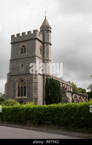 Chiesa parrocchiale di St Pauls con St Mary's, Wooburn Green, nr High Wycombe, Buckinghamshire Foto Stock