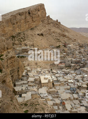 La Siria. Maaloula. Città costruita nelle aspre montagne. Il villaggio dove l aramaico Occidentale è ancora parlato. Vicino Oriente. Foto scattata prima di siria guerra civile. Foto Stock