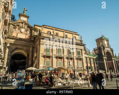 Piazza Dante nella città di Napoli, regione Campania, Italia Foto Stock