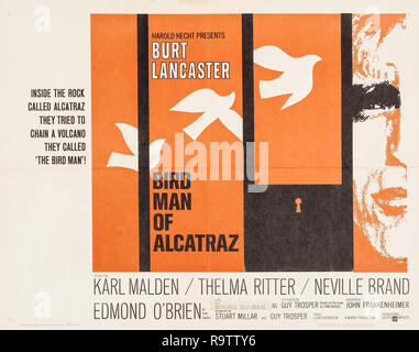 Birdman of Alcatraz (United Artists, 1962) e la Lobby Card / Poster Burt Lancaster Riferimento File # 33635 889THA Foto Stock