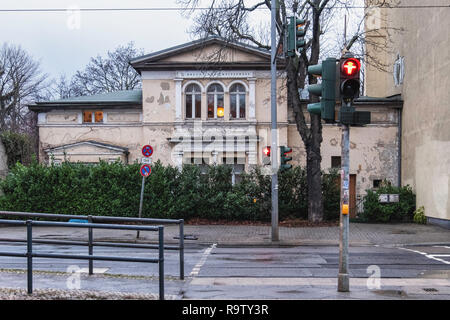 In stile neoclassico di Casa dove il drammaturgo tedesco Bertold Brecht e Helene Weigel visse dal 1949 al 1953 in Berlin-Weissensee. Foto Stock