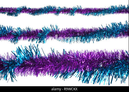 Tinsels in dimensioni differenti isolati su sfondo bianco Foto Stock