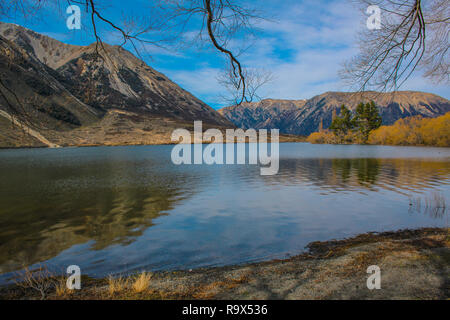 Il lago di Pearson / Moana Rua Wildlife Refuge, Isola del Sud, Nuova Zelanda Foto Stock