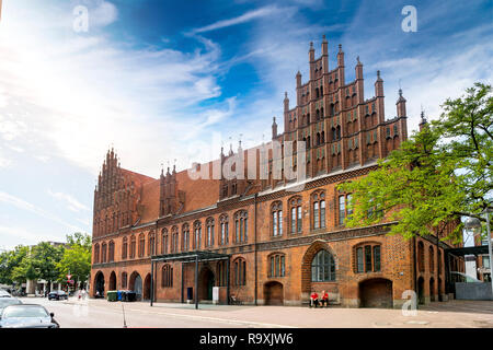 La chiesa e il vecchio municipio, Hannover, Germania Foto Stock