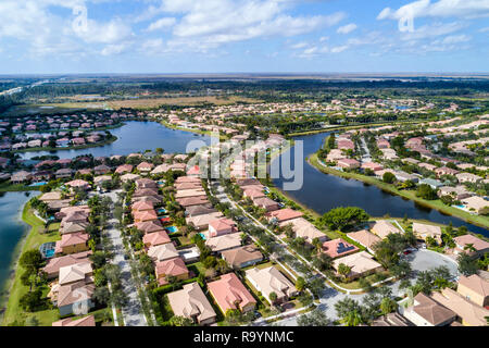 Weston Florida, Fort ft. Lauderdale, vista aerea dall'alto, Isles a Weston case quartiere Foto Stock