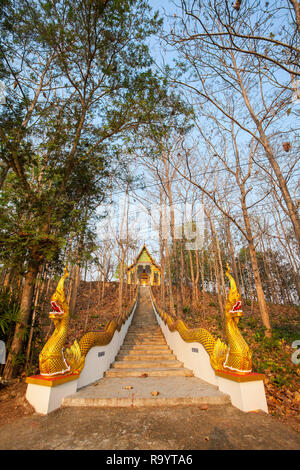 Wat Phra That Doi Wiang,luogo santo,Baan Thi, Lamphun Thiland. Foto Stock