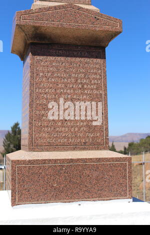 Memoriale per i soldati britannici uccisi nella battaglia di Isandlwana, KwaZulu-Natal, in Sudafrica, dove l'esercito britannico dove sconfitti dai Zulu. Foto Stock