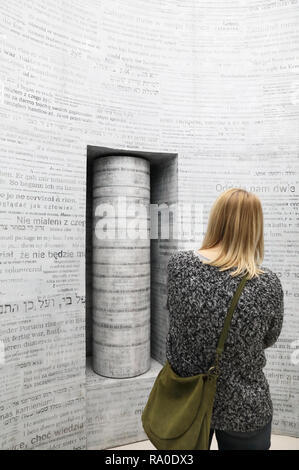 Oskar Schindler's Fabbrica e Museo, raccontando la triste storia ebraica di esperienze di guerra sotto l'occupazione nazista in WW11, a Cracovia, Polonia Foto Stock