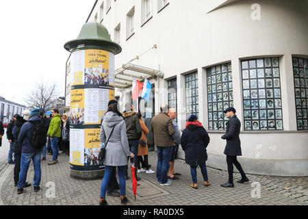 Oskar Schindler's Fabbrica e Museo, raccontando la triste storia ebraica di esperienze di guerra sotto l'occupazione nazista in WW2, a Cracovia, Polonia Foto Stock