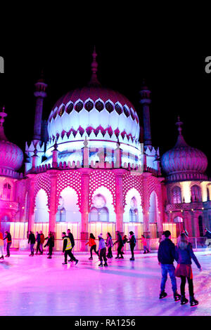 La Brighton Royal Pavilion pista di pattinaggio sul ghiaccio Foto Stock