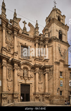 Chiesa Parrocchiale di Santa Eufemia, facciata di Fray Placido Iglesias, galiziano arte barocca, Città di Ourense, Galizia, Spagna, Europa. Foto Stock
