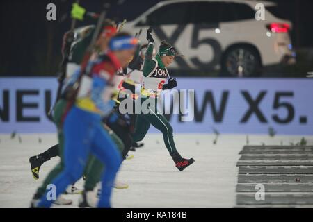 Gelsenkirchen, Germania . 29 Dic, 2018. firo: 29.12.2018 Il biathlon, joka sul biathlon Schalke, Dorothea Wierer, Italia, figura intera, | Utilizzo di credito in tutto il mondo: dpa/Alamy Live News Credito: dpa picture alliance/Alamy Live News Foto Stock