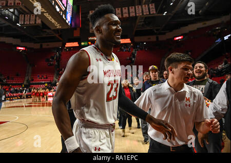 Maryland, Stati Uniti d'America. 29 Dic, 2018. BRUNO FERNANDO (23) lascia la corte durante il gioco presso Centro XFINITY in College Park, Maryland. Credito: Amy Sanderson/ZUMA filo/Alamy Live News Foto Stock