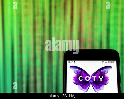 Kiev, Ucraina. 29 Dic, 2018. Coty logo azienda vede visualizzato su un telefono intelligente. Credito: Igor Golovniov SOPA/images/ZUMA filo/Alamy Live News Foto Stock