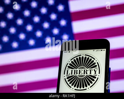 Kiev, Ucraina. 29 Dic, 2018. Liberty Media Corporation logo che si vede visualizzato su un telefono intelligente. Credito: Igor Golovniov SOPA/images/ZUMA filo/Alamy Live News Foto Stock