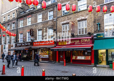 Lisle Street, Chinatown, Soho, Londra, WC2, Inghilterra, Regno Unito. Foto Stock