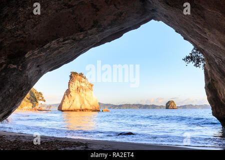 Cove della cattedrale di sunrise. Foto Stock