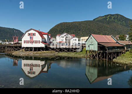 I figli di Norvegia Fedrelandet Lodge sul martello Slough a Pietroburgo, Mitkof Island, Alaska. Pietroburgo estinta da immigrato norvegese Peter Buschmann è nota come Piccola Norvegia a causa della elevata percentuale di persone di origine scandinava. Foto Stock