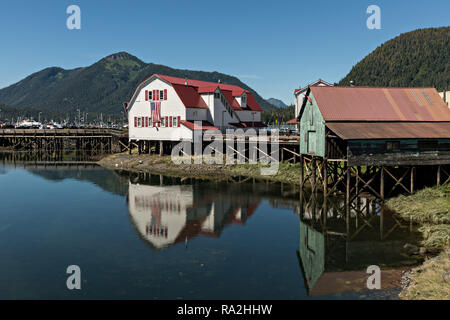 I figli di Norvegia Fedrelandet Lodge sul martello Slough a Pietroburgo, Mitkof Island, Alaska. Pietroburgo estinta da immigrato norvegese Peter Buschmann è nota come Piccola Norvegia a causa della elevata percentuale di persone di origine scandinava. Foto Stock