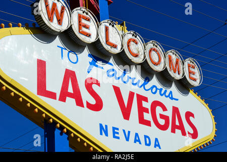 Ritagliato Close up vintage 'Benvenuto nella favolosa Las Vegas, Nevada' segno, un famoso punto di riferimento in Las Vegas NV all'entrata di Las Vegas Strip Foto Stock