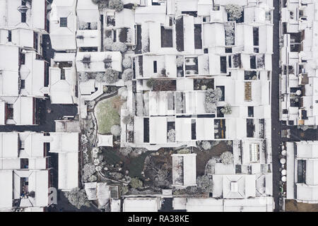 Nanjing, Nanjing, Cina. 1a gen, 2019. Nanjing, Cina-neve pesante hits Nanjing nella provincia di Jiangsu. Credito: SIPA Asia/ZUMA filo/Alamy Live News Foto Stock