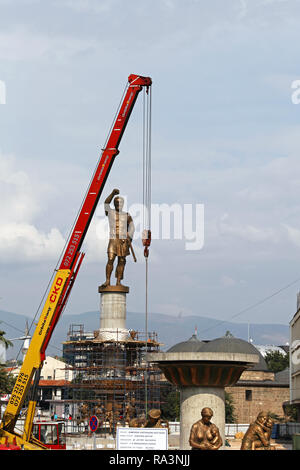 SKOPJE, MACEDONIA - 17 settembre: Karpos Monumento a Skopje il 17 settembre 2012. Erigere un monumento Karpos sito in costruzione a Skopje in Macedonia. Foto Stock