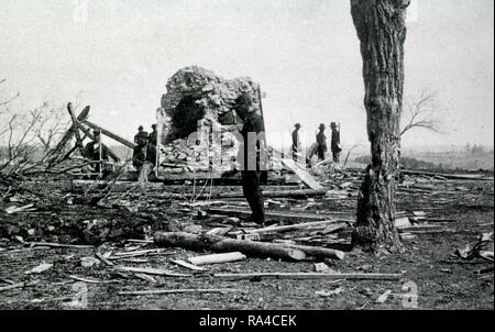 Cavalletto di soldati in mezzo alle rovine della Signora Henry's house, Bull Run. Foto Stock