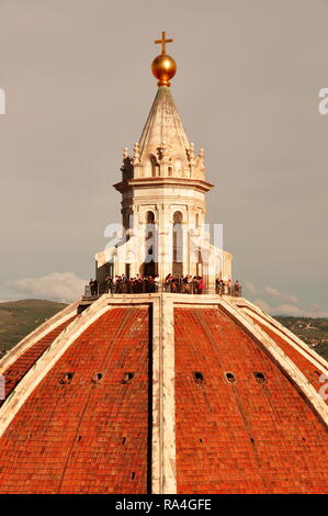 FIRENZE L'ORGOGLIO E LA GIOIA DELL'ITALIA IL DUOMO Foto Stock