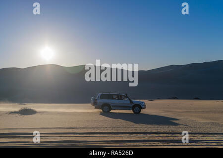 Meravigliosa Avventura Safari gita in auto 4x4 nel deserto di Siwa , Egitto Foto Stock