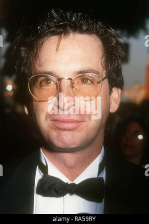 HOLLYWOOD, CA - 14 Luglio: attore Robert Carradine assiste l'apertura notturna di Will Rogers Follies il 14 luglio 1993 presso il Teatro Pantages in Hollywood, la California. Foto di Barry re/Alamy Stock Photo Foto Stock