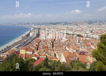 Vista dalla collina del castello, Nizza, dipartimento delle Alpi Marittime, Provence-Alpes-Côte d'Azur, in Francia Foto Stock