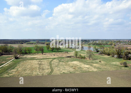 Vista aerea su 'Grady odrzanskie' - fiume Odra vicino la città di Wroclaw. Delle zone di protezione della natura "Natura 2000". Dolnoslaskie, Polonia. Foto Stock