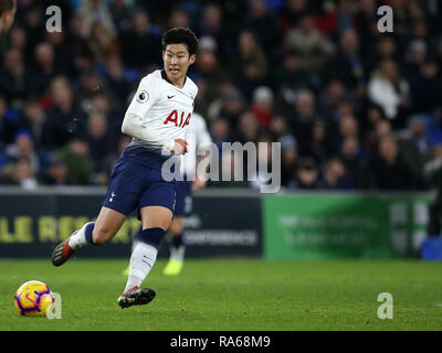 Cardiff, Galles, UK. Il 1 di gennaio 2019. Figlio Heung-Min del Tottenham Hotspur in azione. Premier League, Cardiff City v Tottenham Hotspur a Cardiff City Stadium il giorno di nuovi anni martedì 1 gennaio 2019. Questa immagine può essere utilizzata solo per scopi editoriali. Solo uso editoriale, è richiesta una licenza per uso commerciale. Nessun uso in scommesse, giochi o un singolo giocatore/club/league pubblicazioni. pic da Andrew Orchard/Andrew Orchard fotografia sportiva/Alamy Live news Foto Stock